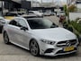 Mercedes-Benz A-klasse 200 AUT7 AMG SOLUTION PANODAK LEDER NAVI CAMERA DIGI-DASH LED LMV PDC