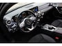 Mercedes-Benz A-klasse 250 AMG | Panoramadak | Sfeerverlichting | Night pakket | Cruise Control | LED | Camera | Dode hoek assiste