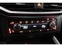 SEAT Arona 1.0 TSI Style Business Connect / Stoelverwarming / Virtual cockpit / LED koplampen / Apple carplay Android auto /