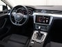Volkswagen Passat Variant 1.4 TSI ACT Comfortline Business 150PK DSG | Led Plus | Trekhaak | Stoelverwarming | Navigatie | digitaal dashboard