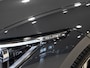 Volkswagen Golf 1.5 eTSI R-Line / 150pk / Panorama dak / Harman Kardon / Stoel en stuurverwarming /