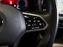 Volkswagen Golf 1.5 eTSI R-Line / 150pk / Panorama dak / Harman Kardon / Stoel en stuurverwarming /