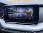 Skoda Octavia Combi 1.0 e-TSI Business Edition Plus Automaat | Panoramadak | Half leer/alcantara | Stoelverwarming voor en achter | Stuurwielverwarming | Getint glas | Achteruitrijcamera | Elektrisch bedienbare achterklep | Parkeersensoren voor en achter