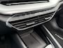 Skoda Octavia Combi 1.0 e-TSI Business Edition Plus Automaat | Panoramadak | Half leer/alcantara | Stoelverwarming voor en achter | Stuurwielverwarming | Getint glas | Achteruitrijcamera | Elektrisch bedienbare achterklep | Parkeersensoren voor en achter