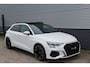 Audi A3 Sportback 35 TFSI S-Line | Panoramadak | Sfeerverlichting | Black optik | Apple carplay | Stoelverwarming | Draadloos la