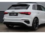 Audi A3 Sportback 35 TFSI S-Line | Panoramadak | Sfeerverlichting | Black optik | Apple carplay | Stoelverwarming | Draadloos la