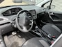 Peugeot 2008 1.2 PureTech Signature Vol Automaat!!! | Airco | PDC Achter | Navi | Bluetooth | Privacy Glas | Cruise | Apple Carplay/Android Auto | RIJKLAARPRIJS INCL 12 MAANDEN GARANTIE EN BEURT