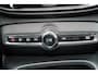 Volvo XC40 2.0 T4 AWD R-disign / INCL. 12 mnd BOVAG / Schuif-kantel dak
