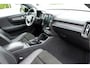 Volvo XC40 2.0 T4 AWD R-disign / INCL. 12 mnd BOVAG / Schuif-kantel dak