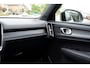 Volvo XC40 2.0 T4 AWD R-disign / INCL. 12 mnd BOVAG / Schuif-kantel dak
