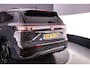 Volkswagen Tayron R-Line Edition 1.5 TSI eHybrid 272pk DSG Automaat Trekhaak, Panoramadak Harman Kardon audio, Adaptive cruise control, Navigatie, Black style