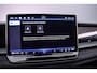 Volkswagen Tayron R-Line Edition 1.5 TSI eHybrid 272pk DSG Automaat Trekhaak, Panoramadak Harman Kardon audio, Adaptive cruise control, Navigatie, Black style