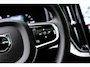 Volvo XC90 2.0 T8 Plug-in hybrid AWD Ultra Dark Executive Black Edition Executive | Trekhaak | Heico bodykit | Luchtvering | Bowers & Wilkins Premium Audio | Adaptieve Cruise Control | Elektr. schuif-\-kanteldak | 360 Camera | Extra getint glas | Gelamineerde ramen | Geventileerde voorstoelen | Stoelverwarming | Stoelmassage | Verwarmd stuurwiel | Google Services | Head-up display | Alcantara hemelbekleding | 22" Lichtmetalen velgen |