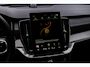 Volvo XC90 2.0 T8 Plug-in hybrid AWD Ultra Dark Executive Black Edition Executive | Trekhaak | Heico bodykit | Luchtvering | Bowers & Wilkins Premium Audio | Adaptieve Cruise Control | Elektr. schuif-\-kanteldak | 360 Camera | Extra getint glas | Gelamineerde ramen | Geventileerde voorstoelen | Stoelverwarming | Stoelmassage | Verwarmd stuurwiel | Google Services | Head-up display | Alcantara hemelbekleding | 22" Lichtmetalen velgen |