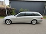 Mercedes-Benz E-klasse Combi 200 K. Avantgarde / AUTOMAAT / 7 PERSOONS / 143dkm!