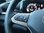 Volkswagen T-Roc 1.5 eTsi 116 pk DSG Life First Edition | Trekhaak | Torino 18" LM  | Comfort pakket | Multimedia pakket
