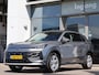 Volkswagen T-Roc 1.5 eTsi 116 pk DSG Life First Edition | Trekhaak | Torino 18" LM  | Comfort pakket | Multimedia pakket