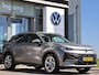 Volkswagen T-Roc 1.5 eTsi 116 pk DSG Life First Edition | Trekhaak | Torino 18" LM  | Comfort pakket | Multimedia pakket
