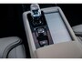 Volvo XC90 2.0 T8 Plug-in hybrid AWD Ultra Dark Executive Edition | Trekhaak | Luchtvering | Gelaagd Glas | Bowers & Wilkins | Massage & Ventilatie Stoelen | Panoramadak |