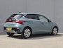 Hyundai i20 1.0 T-GDI Premium / Fabrieksgarantie tot 03-2030 / Dealer onderhouden / Stuur- & Stoel verwarming / Achteruitrijcamera / Adaptief cruise control / Navigatie / Apple Carplay Android Auto / Climate control /