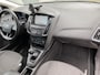 Ford Focus Wagon 1.0 ST-Line,APK T/M 30-08-2026,Navigatie,Achteruitrijcamera,Spraakbediening,Keyless,Stoel&Stuurverwarming,Climatecontrol,V&A Sensoren,16 Inch lmv