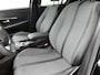 Peugeot 208 1.2 Hybrid 100PK Automaat Allure Navigatie Apple Carplay/Android Auto Airco Camera Parkeer sensoren Cruise Control Led Lichtmetalen Velgen