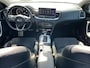 Kia ProCeed 1.5 T-GDI GT-PlusLine / Pano / Navigatie / Dodehoek herkenning / JBL sound / Camera / Parkeersensoren achter / P4