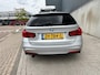BMW 3-Serie Touring 318i M Sport Corporate Lease PANO AUTOMAAT LEER NAVI Stoelverwarming