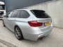 BMW 3-Serie Touring 318i M Sport Corporate Lease PANO AUTOMAAT LEER NAVI Stoelverwarming