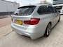 BMW 3-Serie Touring 318i M Sport Corporate Lease PANO AUTOMAAT LEER NAVI Stoelverwarming