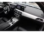 BMW 5-Serie 520e M-SPORT SCHUIFDAK LEDER MEMORY CARPLAY HEAD-UP