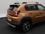 Fiat Grande Panda La Prima 113 PK 44 kWh | Stoel/Stuurverwarming | Voorruitverwarming | Cruise Control | Navigatie | Camera | Bluetooth | 17 Inch | 991 Km !!