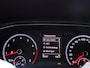 Volkswagen T-Roc 1.5TSI 150PK R-LINE! All-in Prijs! Trekhaak!