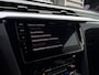 Volkswagen Arteon Shooting Brake 1.4 TSI eHybrid R-Line Business+ | Trekhaak | Head Up Display | Navigatie | Apple Carplay | Elektrische A-klep | Stoelverwarming |