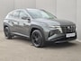Hyundai Tucson 1.6 T-GDI HEV Comfort Smart / Fabrieksgarantie tot 03-2027 / Dealer onderhouden / Trekhaak afneembaar / Navigatie/ Apple Carplay Android / Stuur- & Stoel verwarming / Elektrische achterklep / Achteruitrijcamera /