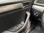 Skoda Superb Combi 1.4 TSI iV Sport 218Pk Automaat (VIRTUAL COCKPIT, APPLE CARPLAY, GROOT NAVI, MEMORY SEATS, CAMERA, STOELVERWARMING ACHTER, MODE KNOP, GETINT GLAS, NIEUWSTAAT)