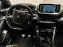 Peugeot 208 1.2 PureTech GT Pack (VIRTUAL COCKPIT, APPLE CARPLAY, GROOT NAVI, STOELVERWARMING, LEDER, 360 CAMERA, SPORTSTOELEN, GETINT GLAS, ADAPTIVE CRUISE, NIEUWSTAAT)