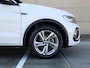 Volkswagen T-Roc 1.5 TSI R-Line Business 150PK DSG | Led | Camera | Trekhaak | Navigatie | Stoelverwarming