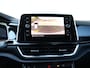 Volkswagen T-Roc 1.5 TSI R-Line Business 150PK DSG | Led | Camera | Trekhaak | Navigatie | Stoelverwarming