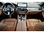 BMW 5-Serie 545e xDrive M-sport SoftClose Harman/Kardon Head-up Laser