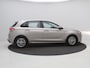 Hyundai i30 1.0 T-GDI Comfort / Dealeronderhouden / Historie compleet aanwezig / Navigatie + Android Auto/Apple Carplay / Climate Control / Cruise Control / Achteruitrijcamera / Parkeersensoren achter /