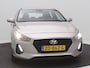 Hyundai i30 1.0 T-GDI Comfort / Dealeronderhouden / Historie compleet aanwezig / Navigatie + Android Auto/Apple Carplay / Climate Control / Cruise Control / Achteruitrijcamera / Parkeersensoren achter /