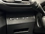 Peugeot 3008 1.6 HYbrid 225 Allure 225Pk Automaat (APPLE CARPLAY, GROOT NAVI, LEDER, 360 CAMERA, SPORTSTOELEN, KEYLESS, GETINT GLAS, CRUISE, NIEUWSTAAT)