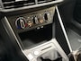 Volkswagen Polo 1.0 TSI Sportline Automaat (VIRTUAL COCKPIT, APPLE CARPLAY, GROOT NAVI, STOELVERWARMING, SPORTSTOELEN, KEYLESS, PARKEERSENSOREN, LM VELGEN, NIEUWSTAAT)
