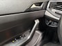 Volkswagen Polo 1.0 TSI Sportline Automaat (VIRTUAL COCKPIT, APPLE CARPLAY, GROOT NAVI, STOELVERWARMING, SPORTSTOELEN, KEYLESS, PARKEERSENSOREN, LM VELGEN, NIEUWSTAAT)