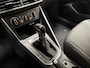 Volkswagen Polo 1.0 TSI Sportline Automaat (VIRTUAL COCKPIT, APPLE CARPLAY, GROOT NAVI, STOELVERWARMING, SPORTSTOELEN, KEYLESS, PARKEERSENSOREN, LM VELGEN, NIEUWSTAAT)