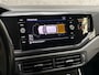 Volkswagen Polo 1.0 TSI Sportline Automaat (VIRTUAL COCKPIT, APPLE CARPLAY, GROOT NAVI, STOELVERWARMING, SPORTSTOELEN, KEYLESS, PARKEERSENSOREN, LM VELGEN, NIEUWSTAAT)