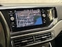 Volkswagen Polo 1.0 TSI Sportline Automaat (VIRTUAL COCKPIT, APPLE CARPLAY, GROOT NAVI, STOELVERWARMING, SPORTSTOELEN, KEYLESS, PARKEERSENSOREN, LM VELGEN, NIEUWSTAAT)