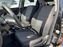 Kia Picanto 1.0 VVTI beschilderd door Selwyn Senatori
