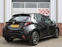 Toyota Yaris 1.5 Hybrid Active Automaat /NAVI/16'LM/Camera/ACC/Climate control/Apple carplay/DAB+/CV/ISOFIX/2e eig!